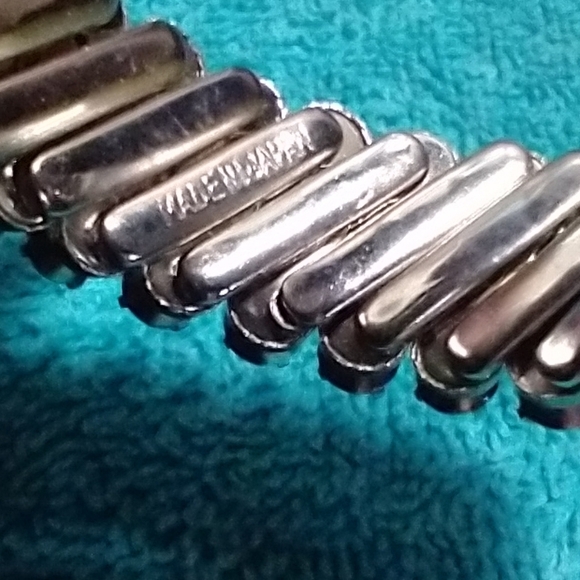 Elegant Silver Stainless Steel Stretch Crystal Bracelet Made In Japan Vintage - Picture 6 of 7